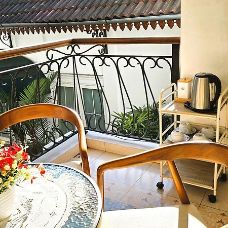 Surokarsan 9 House Yogyakarta Hotel Kültér fotó