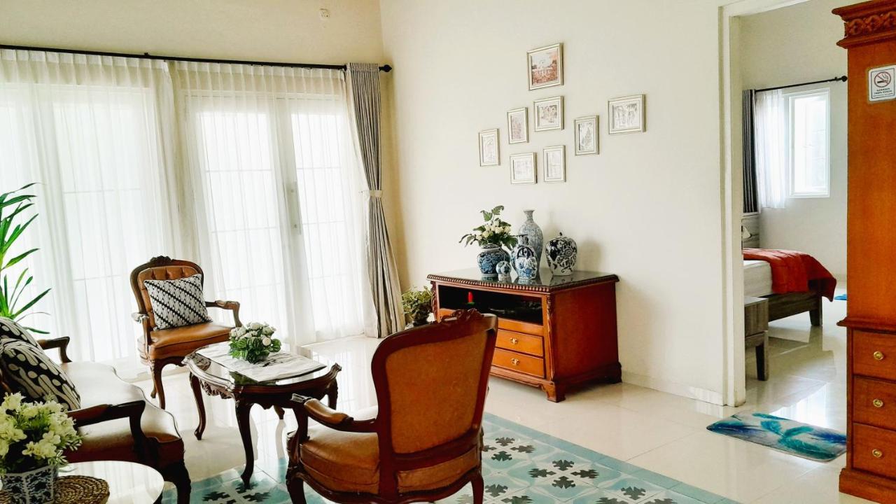 Surokarsan 9 House Yogyakarta Hotel Kültér fotó