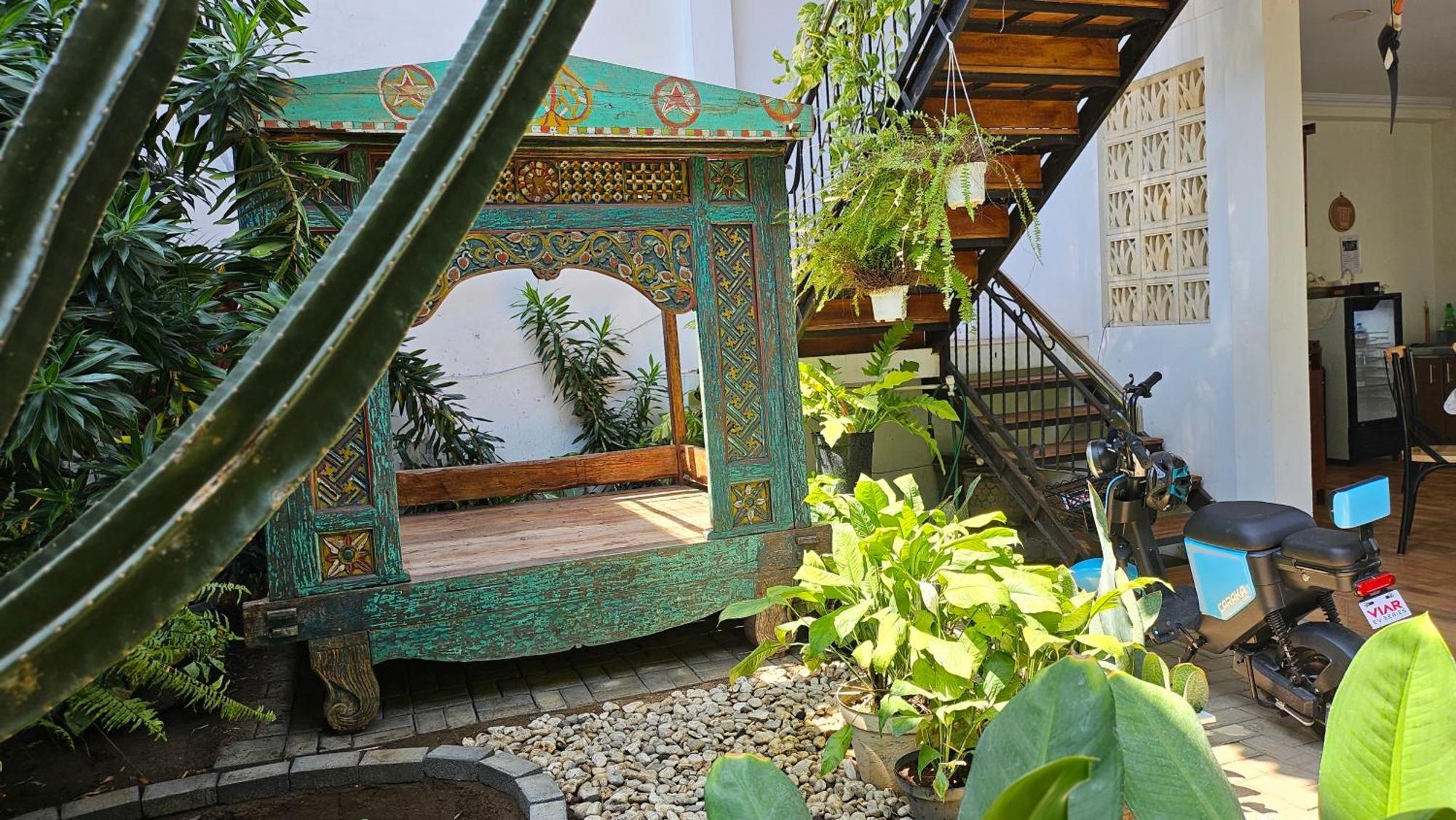 Surokarsan 9 House Yogyakarta Hotel Kültér fotó